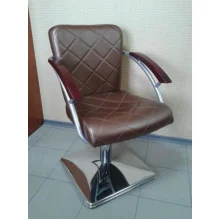 Кресло парикмахерское Кр015